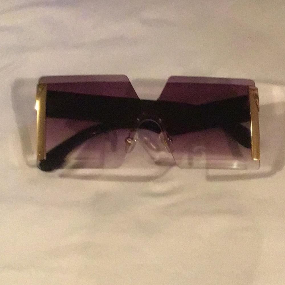 Sun glasses